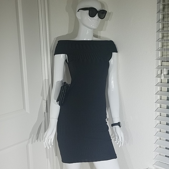 Host Pick Bcbgmaxazria Bodycon Dress - Picture 6 of 9